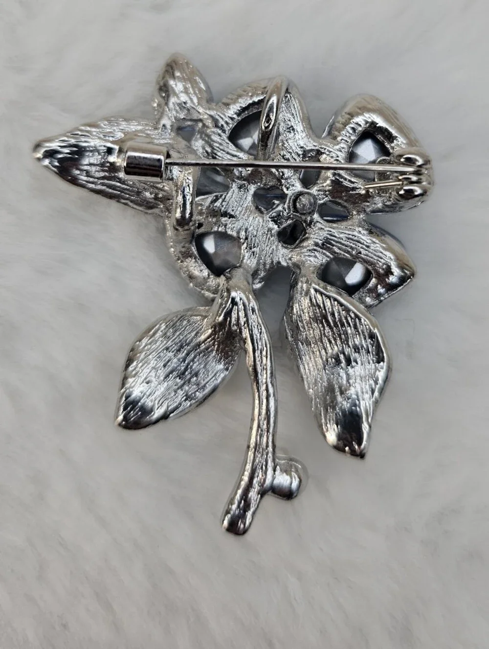 Vintage Style Crystal Flower Brooch